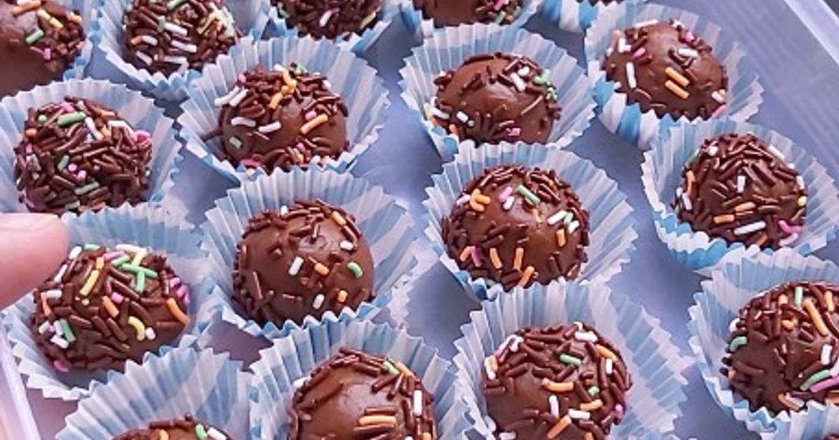 Resep Regal Choco Ball Oleh Ade Maydha Putri Adyani Cookpad