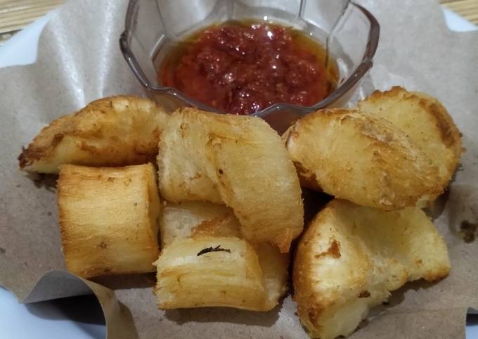 Resep Singkong Goreng Mentega Sambal Bawang Terasi Oleh Rini Daniati