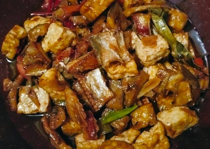 Resep 11 Asem Manis Ikan Asin Tahu Tempe Oleh Dian Marianingsih M