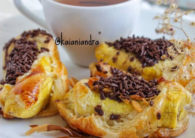 Resep Pisang Candi Berbalut Pastry Oleh Kaianiandra Cookpad