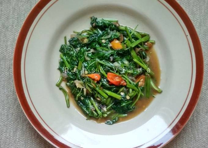 Resep Tumis Kangkung Tauco Oleh Rensi Viana Cookpad