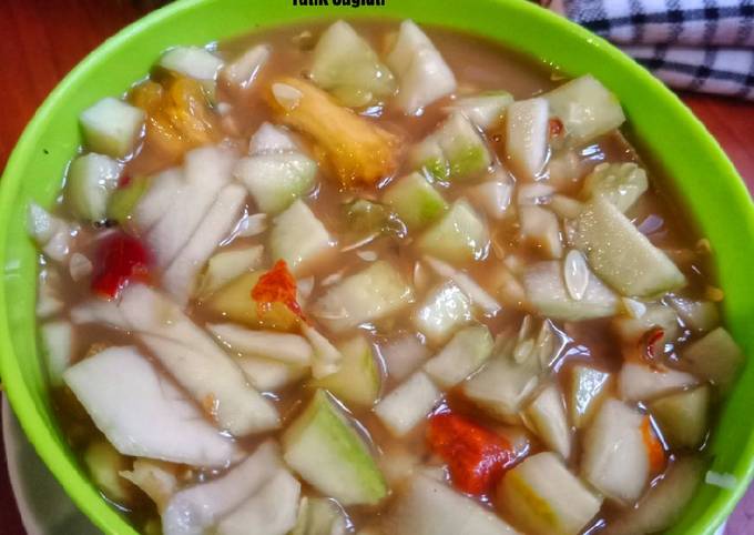 Resep Rujak Kecut Oleh Tatik Sugiati Cookpad