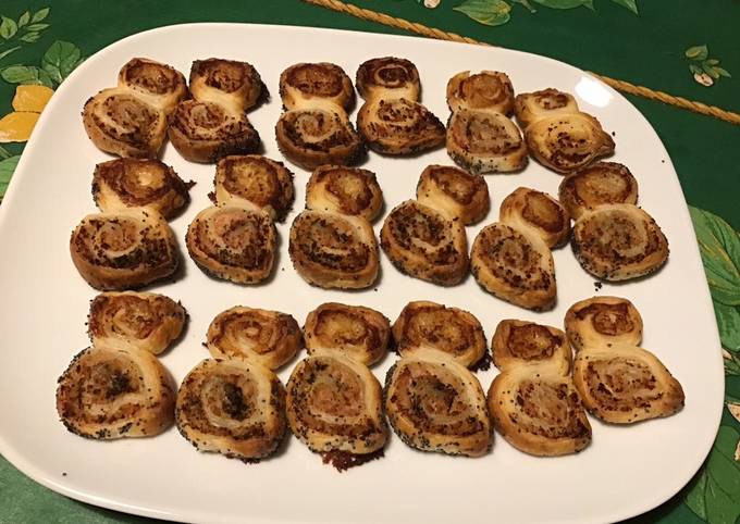 Chaperos petits feuilletés au jambon blanc basilic gorgonzola et