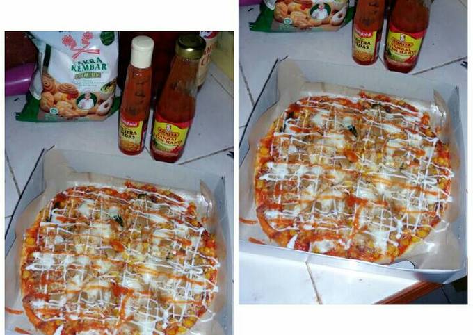 Resep Pizza Full Topping Empuk Enak Oleh Riia Cungil Cookpad