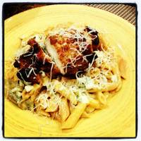 Crockpot Buffalo Chicken Pasta