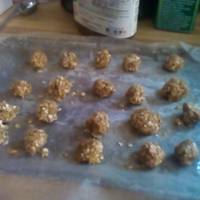 No bake peanut butter & oat dog treats