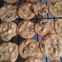 white chocolate cranberry cashew cookies