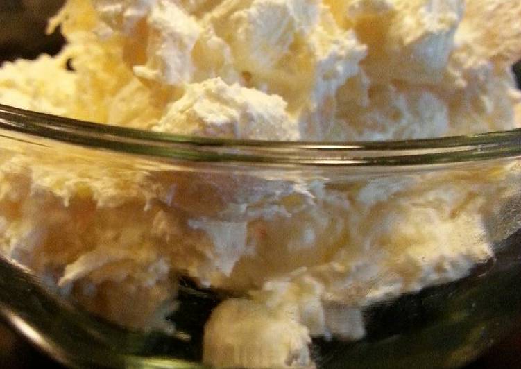 Pineapple Fluff Recipe by Pam (Pammie) Livetoride ♥ Cookpad
