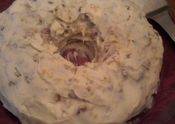 Resep Granny's Sock It To Me Cake with Cream Cheese Frosting