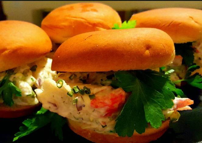 Resep Mike's Fresh Crab Meat Sliders Resep Mike's Fresh Crab Meat Sliders
