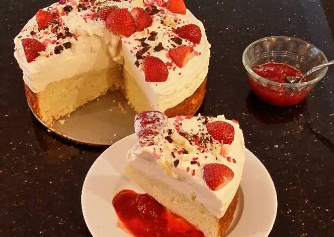 Resep Strawberry Lemonade Mousse Cake