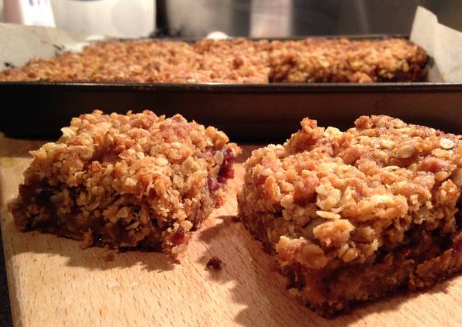 Resep Oat, Date and Apple Traybake Resep Oat, Date and Apple Traybake