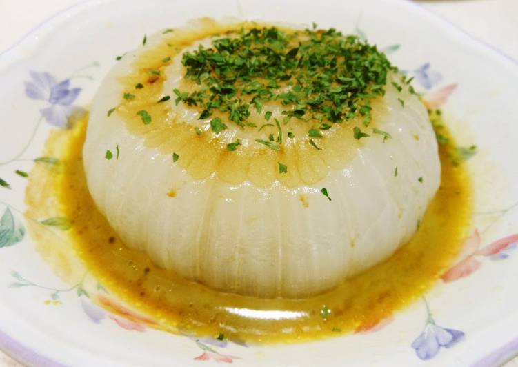 Super Easy! Whole Onion Steamed in a Microwave Recipe by cookpad.japan