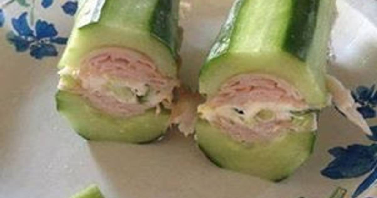 Cream cheese cucumber boat Recipe by Templar777 Cookpad