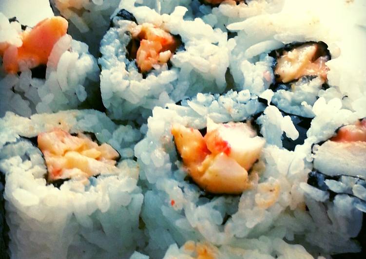 Simple Sushi rolls w/ spicy crab Recipe by Sandi Cookpad