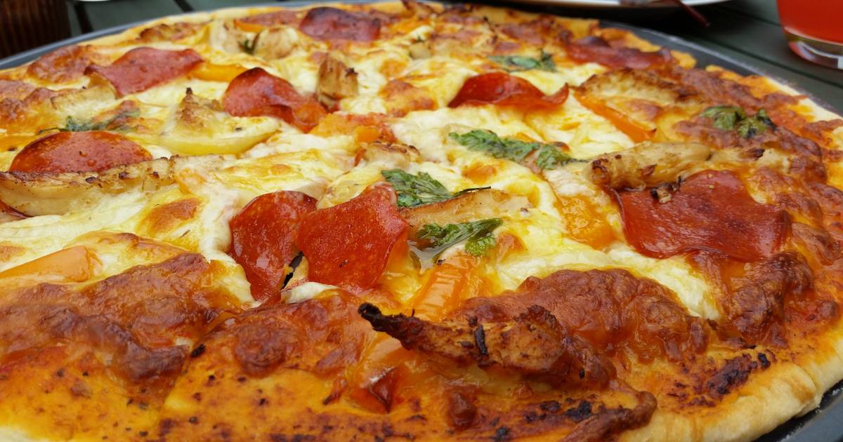 Chicken and pepperoni pizza recipes 32 recipes Cookpad