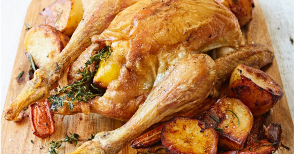Roast Chicken with Potatoes & Carrots Recipe by Jamie Oliver - Cookpad