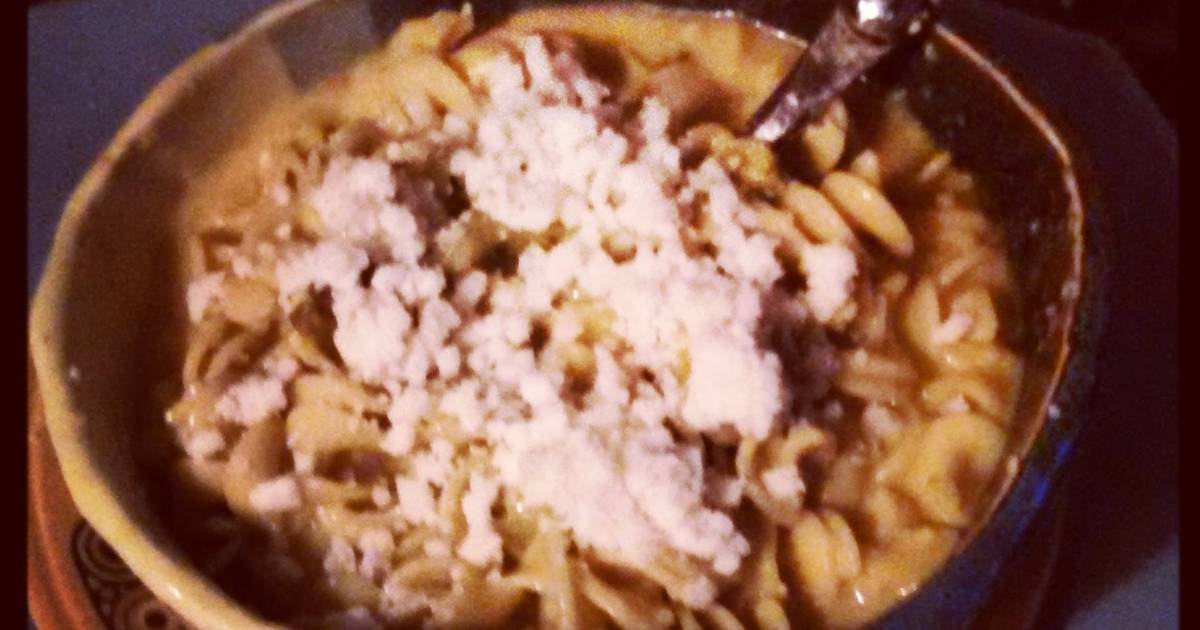 Lilhpster's Vegan Feta Cream Sauce Pasta Recipe by lilhpster Cookpad