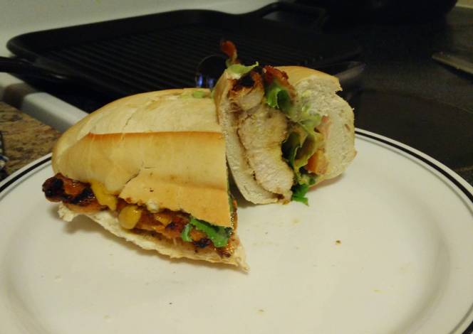 Resep BBQ Chicken BLT Sandwich Resep BBQ Chicken BLT Sandwich