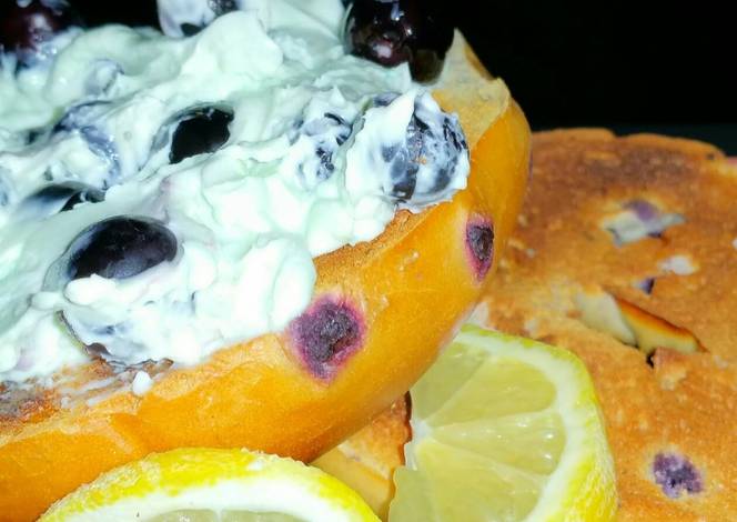 Resep Mike's Blueberry Lemon Bagel Spread