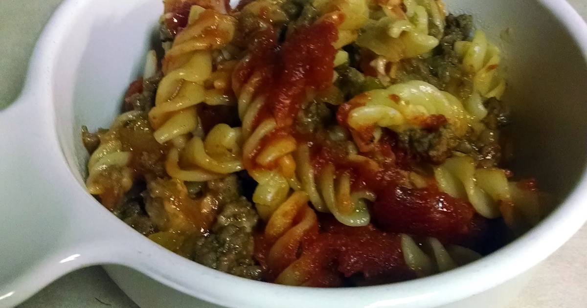 Baked rotini with meat sauce Recipe by armitch02 - Cookpad