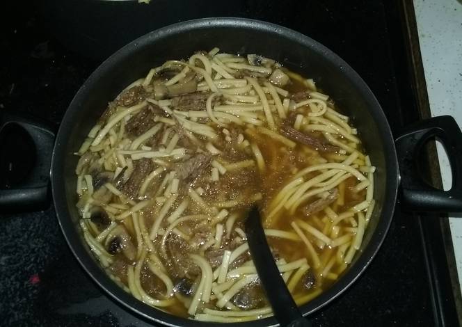 Resep Beef & Noodles