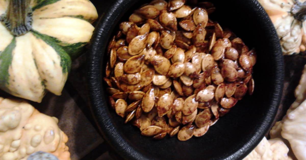 roasted acorn squash seeds