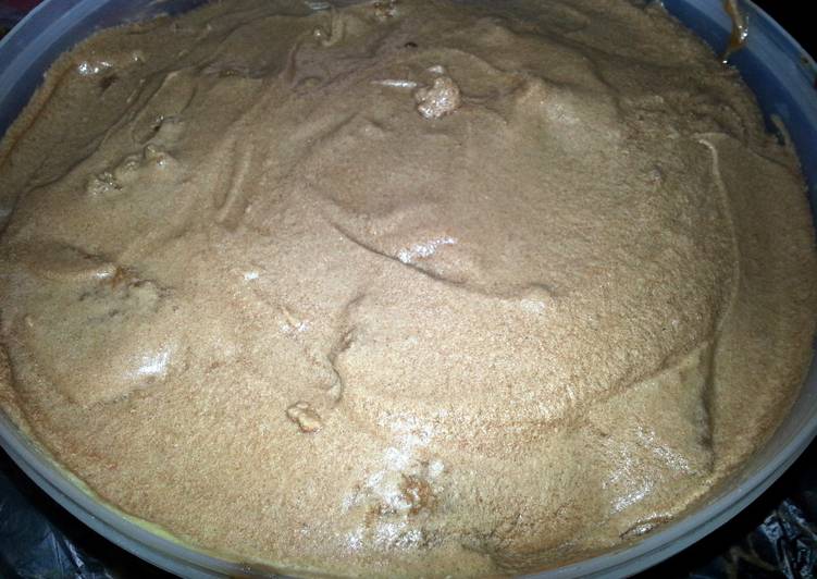 Hershey chocolate frosting Recipe by ajeeby Cookpad