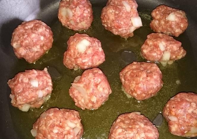 Resep Meatballs in Tomoto Sauce Resep Meatballs in Tomoto Sauce