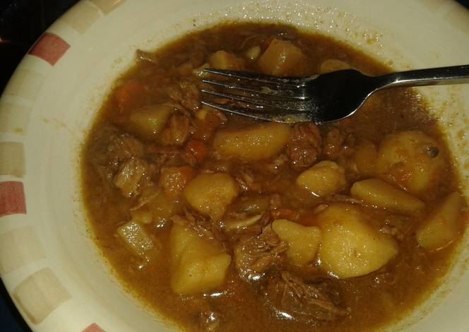 Resep Slow Cooker Pat's Scouse