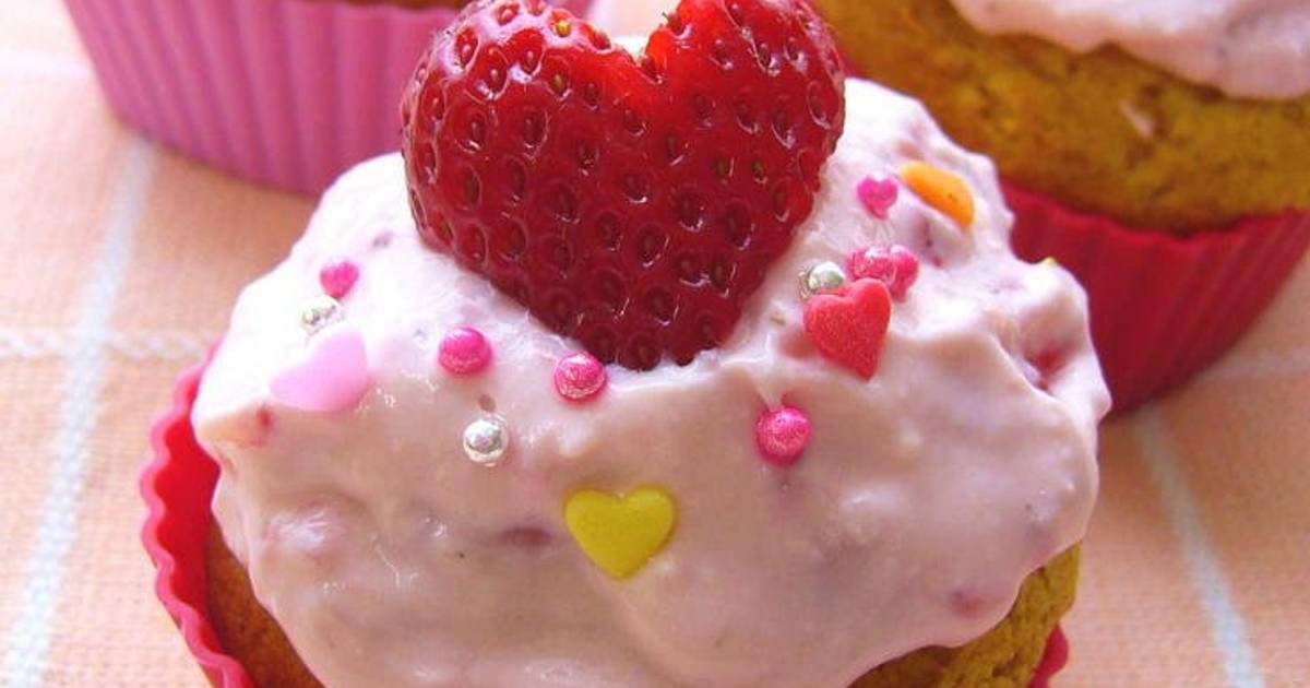 Deckedout Strawberry Muffins Recipe by cookpad.japan Cookpad