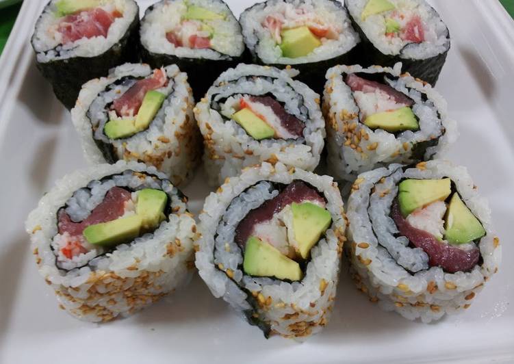 California Roll with Raw Tuna Recipe by cookpad.japan