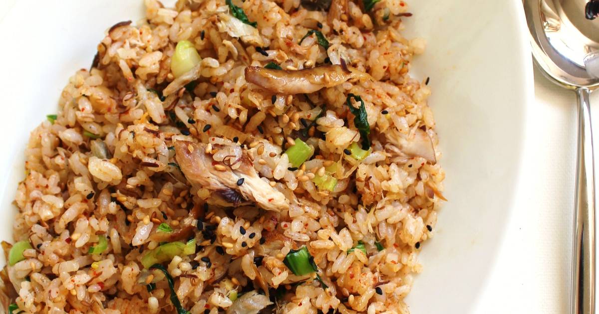 Our Family's Fried Rice with Mackerel Recipe by cookpad.japan Cookpad