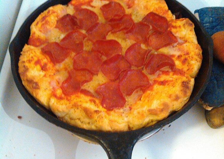 Canned biscuit pizza Recipe by Brandi and Kurt Cookpad