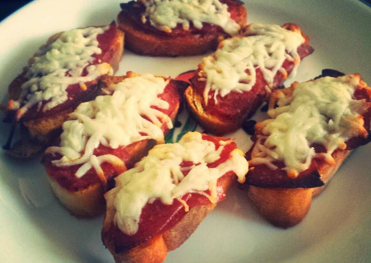 Pepperoni Pizza Crostini Recipe by Tania Cookpad