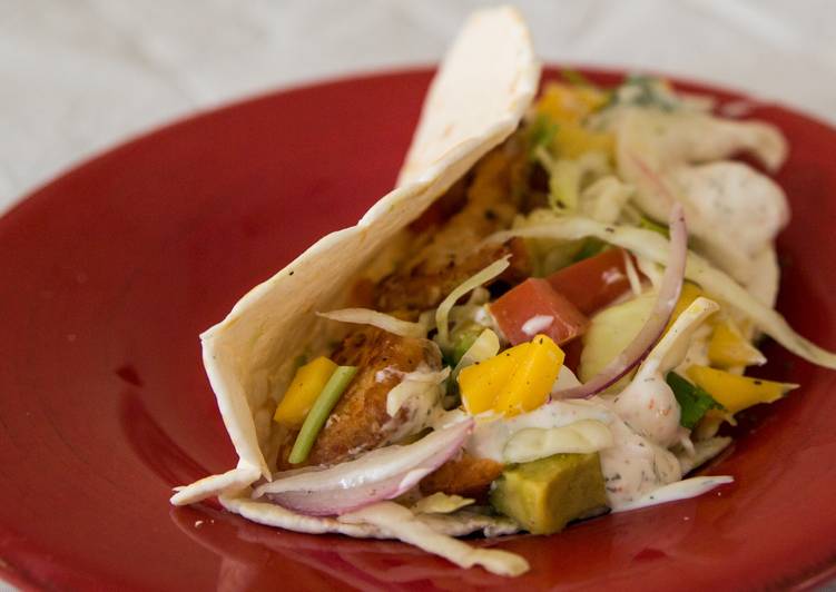 Fish Tacos & Slaw with White Sauce Recipe by RiceCake - Cookpad