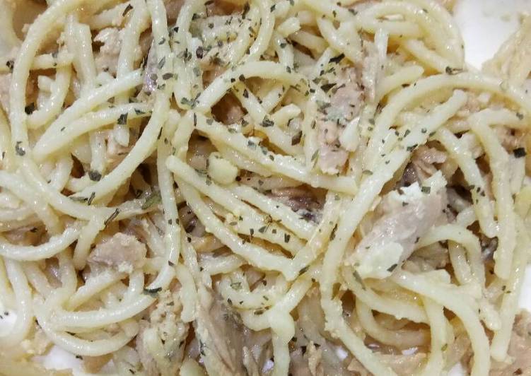 Easy Tuna Carbonara Recipe by Cheffyyyy Cookpad