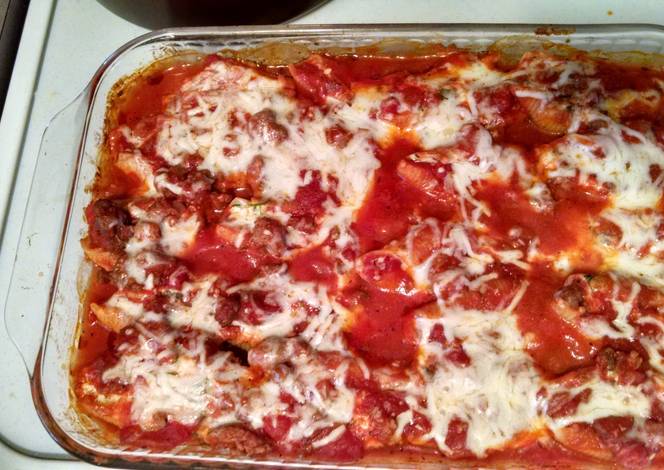 Resep Stuffed Shells with Meat Sauce