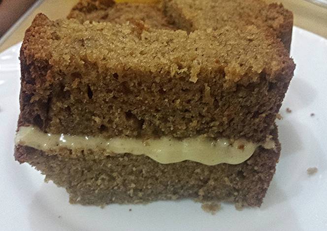 Resep Banana Bread with Cream Cheese Frosting