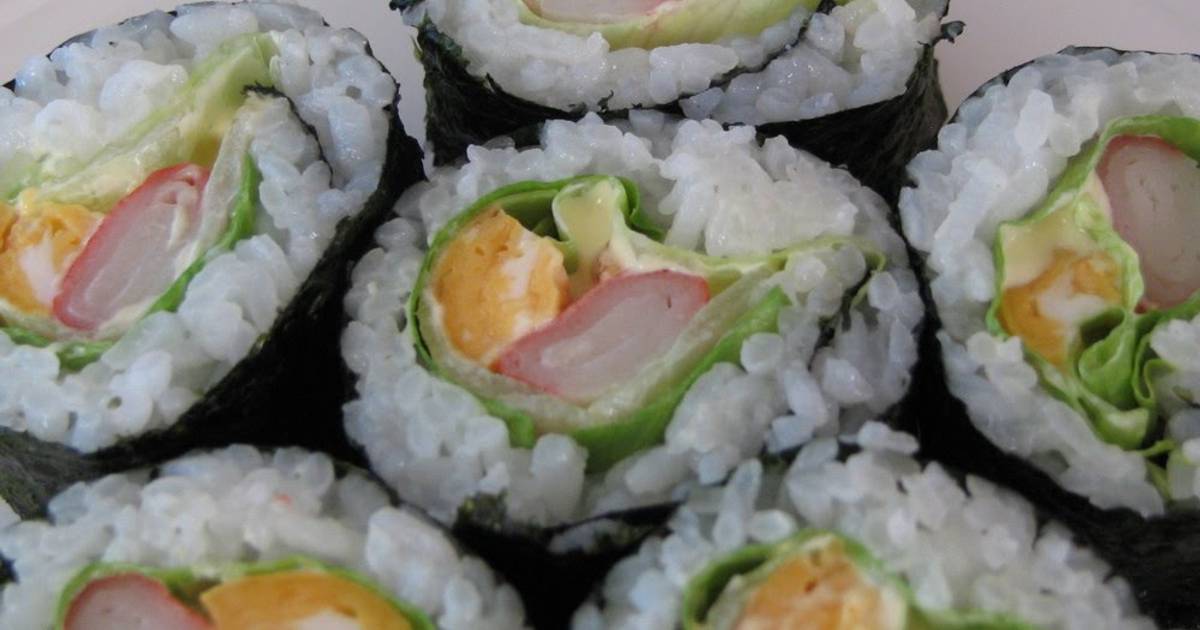 Lettuce Sushi Rolls Recipe by cookpad.japan - Cookpad