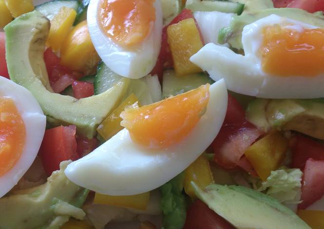 Resep Avocado egg salad