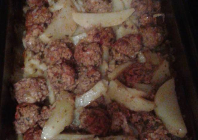 Resep Meatballs with lemon potatoes