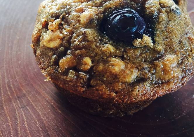 Resep Sprouted whole wheat Banana Blueberry muffins