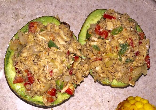 Resep DELICIOUS & Easy Tuna Stuffed Avocado! AKA Tuna Avocado tapas