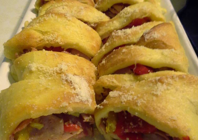 Spicy Italian Crescent Ring Recipe by Brenda Cookpad