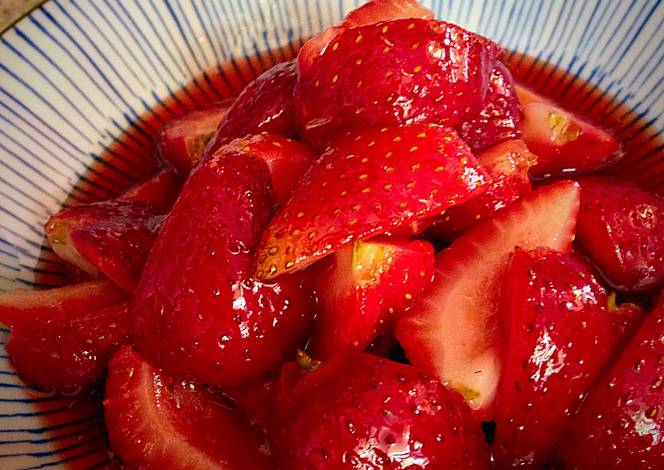 Resep Strawberry Chamomile Compote Resep Strawberry Chamomile Compote
