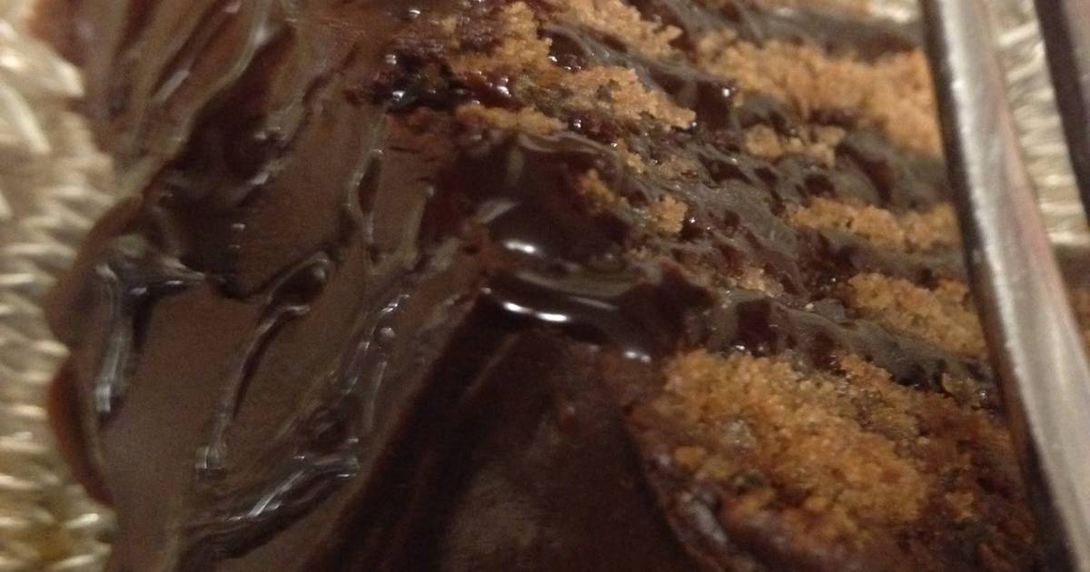 Chocolate Fudge Dream Cake Recipe by SherryRandall Cookpad
