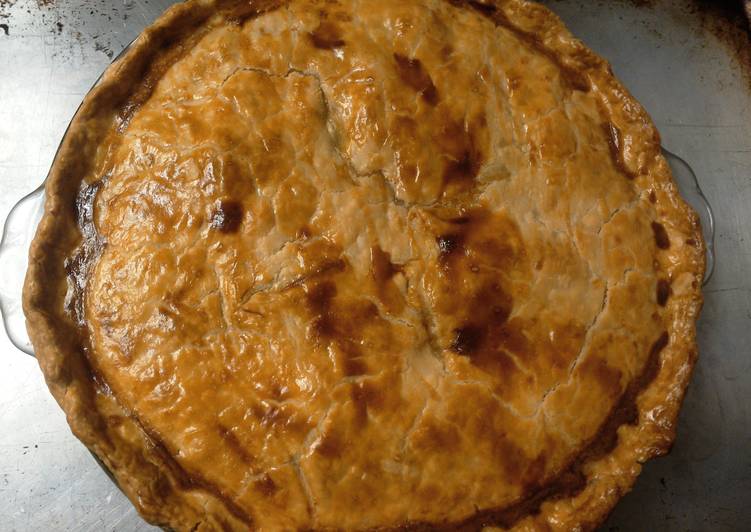 Deepdish Chicken Pot Pie Recipe by Georgina Scarbrough  Cookpad