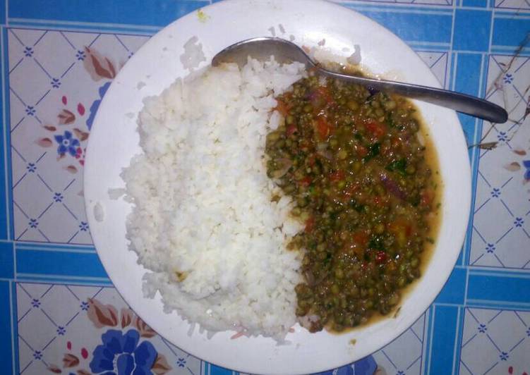 Boiled Rice And Green Grams Stew Boiled Rice And Green Grams Stew