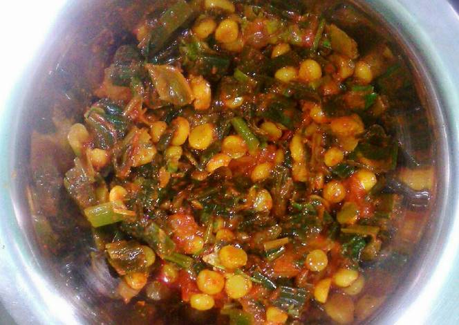 Resep Pyaz ki patti aur chana dal sabzi (Bengal gram and spring onions dish)